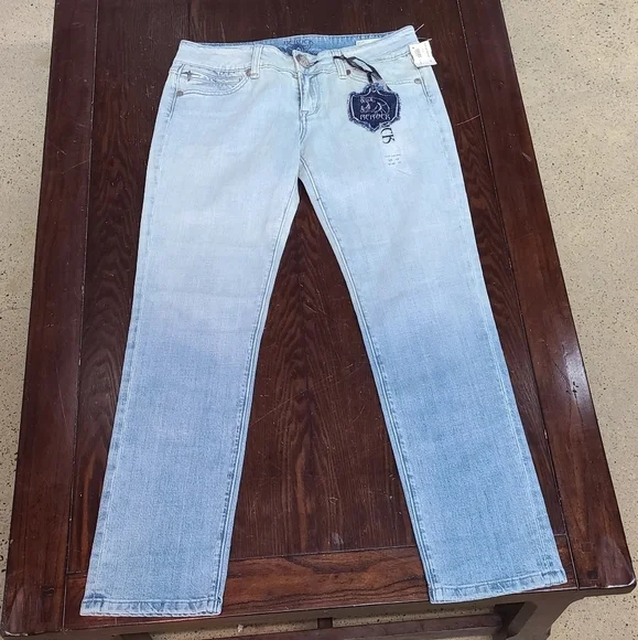 NWT Rerock Jeans - Picture 15 of 15